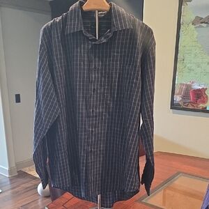 Van Heusen Men's Navy Striped Button Down Shirt